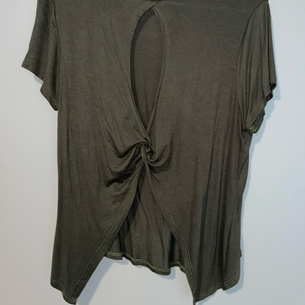 Green open loop back top